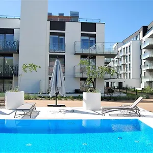 https://nadmorskie-tarasy-a302.kolobrzeghotels.com